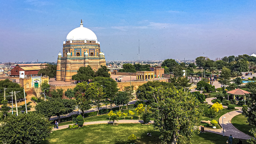 Shah Rukn e Alam tomb