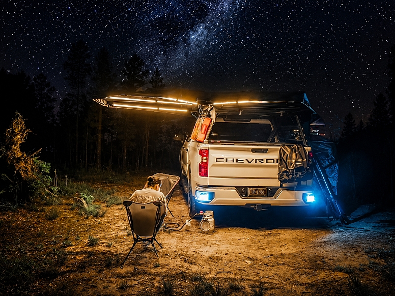 starry night overlanding camp setup