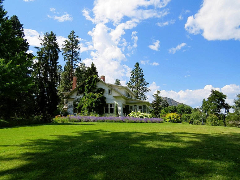 Extra Things To Think About When Choosing Your Landscaping