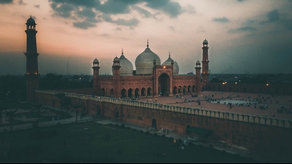 Remarkable Architecture of Badshahi Mosque, Pakistan